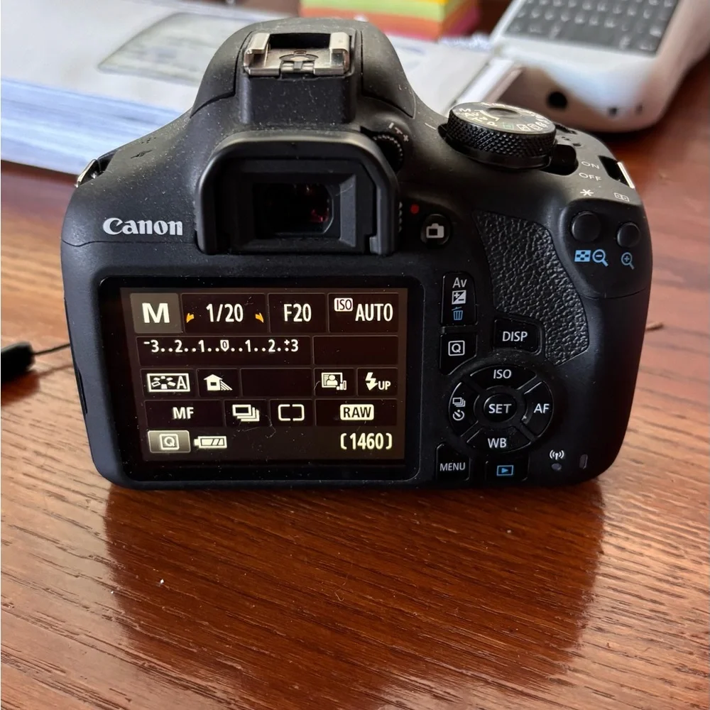 Canon Rebel T7 with Zoom Lens